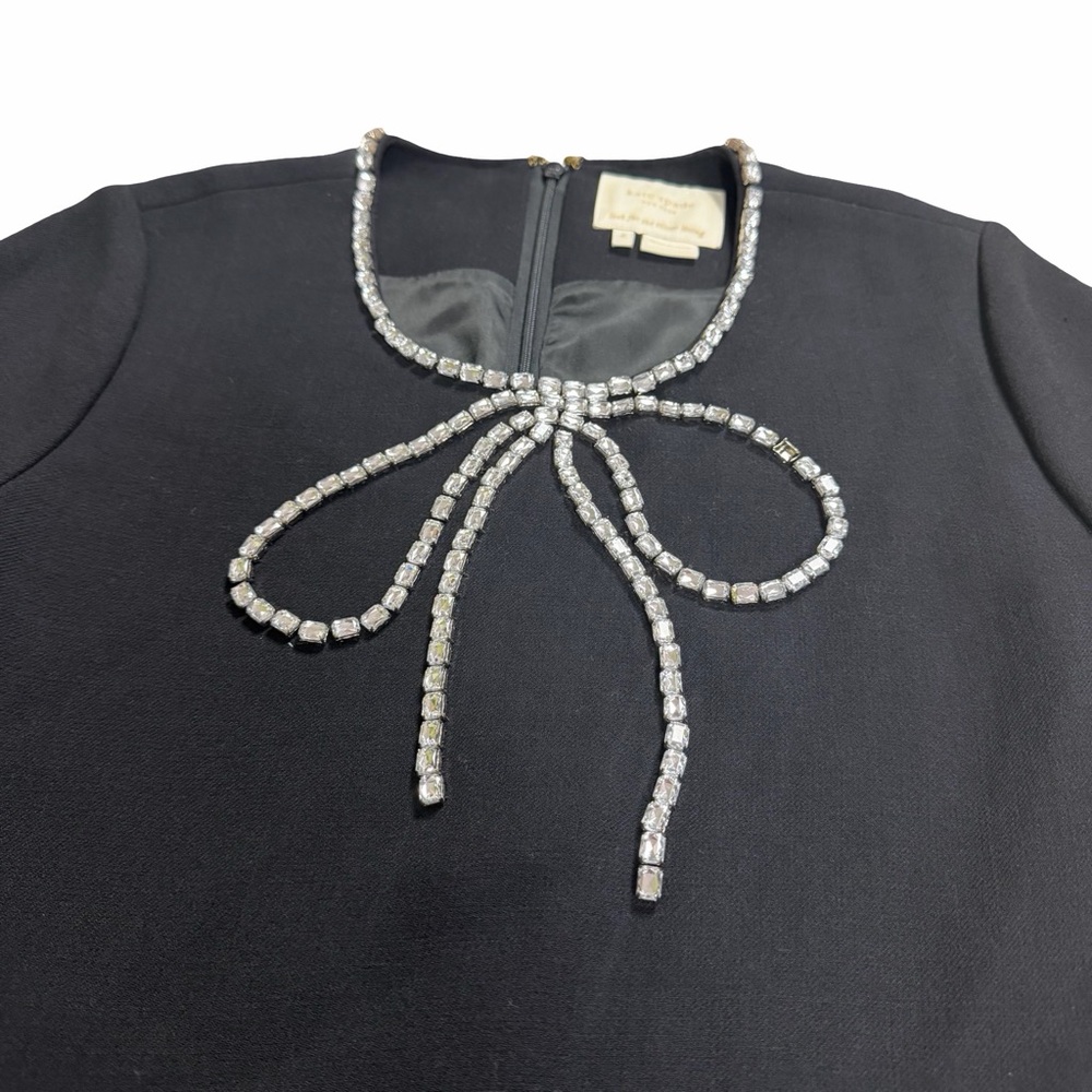 KATE SPADE New York Elegant Black Dress 
Jewel shaped Bow Detail
Size 4 - Picture 5 of 14